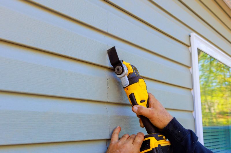 Vinyl Siding Repair in Oakville, CT